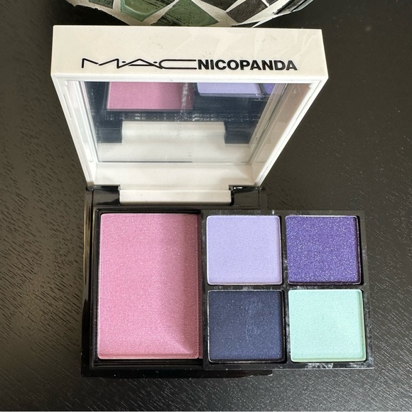 NWOB MAC Nicopanda Preppy Panda Full Face Kit - Picture 2 of 3